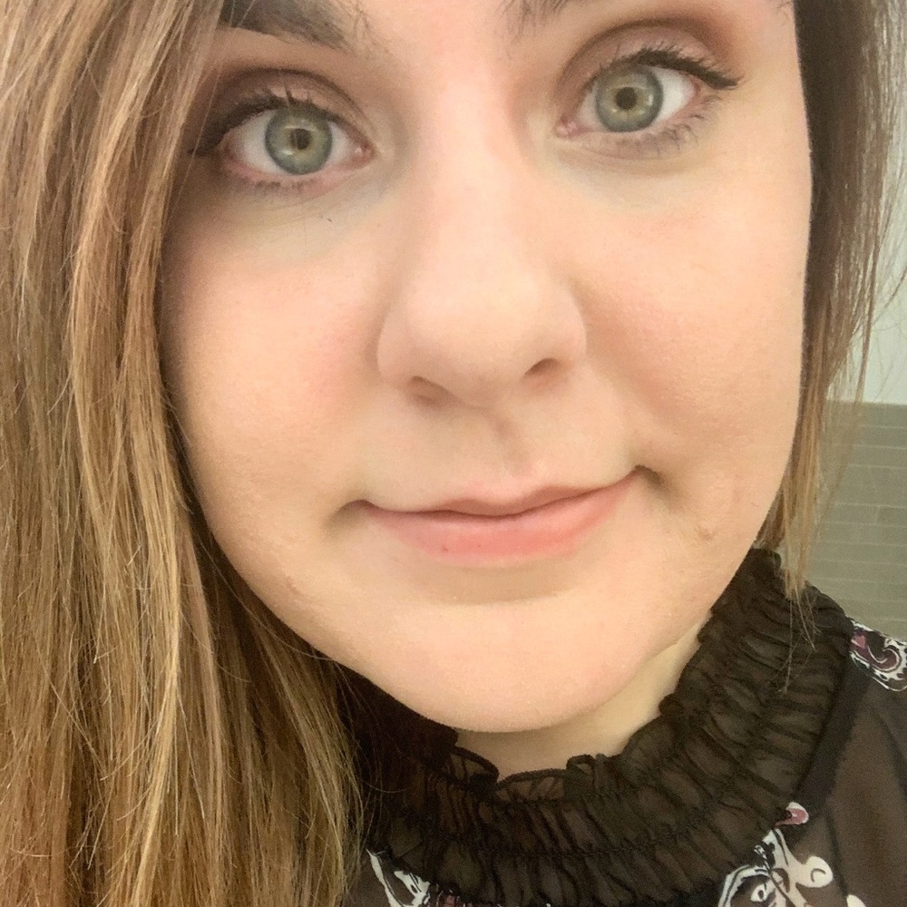 Meet your Posher, Amanda